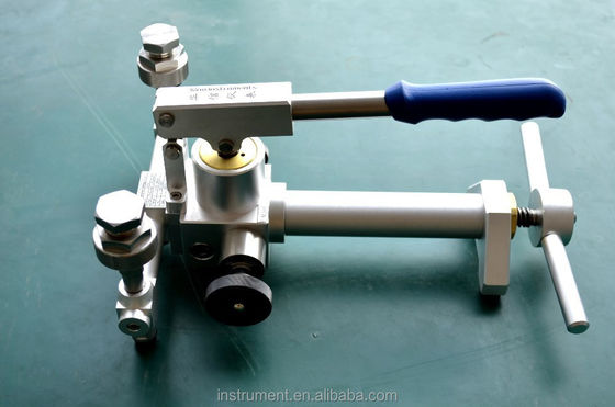 Intervallo di pressione di 60 bar HS703 Pompa di calibrazione della pressione portatile per vuoto/bassa pressione
