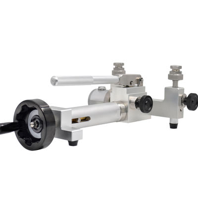 HS705 700bar Pompa portatile manuale di prova di pressione idraulica per letture accurate