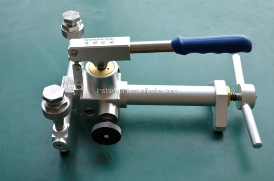 Pompa di confronto della pressione pneumatica progettata in modo efficiente con connettore femminile M20X1.5