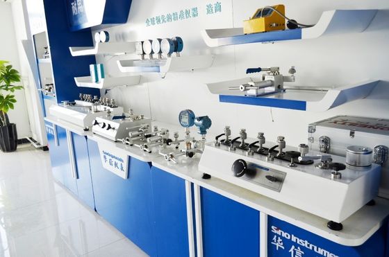 Calibrazione dei media d'aria e del trasmettitore resa facile con la pompa pneumatica ad alta pressione HS721