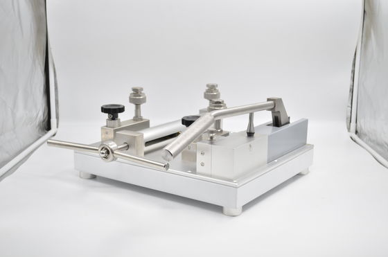 HS721 Comparatore di calibrazione della pressione pneumatica di tipo banco con intervallo di pressione -0,95-140 bar