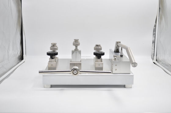 HS721 Comparatore di calibrazione della pressione pneumatica di tipo banco con intervallo di pressione -0,95-140 bar